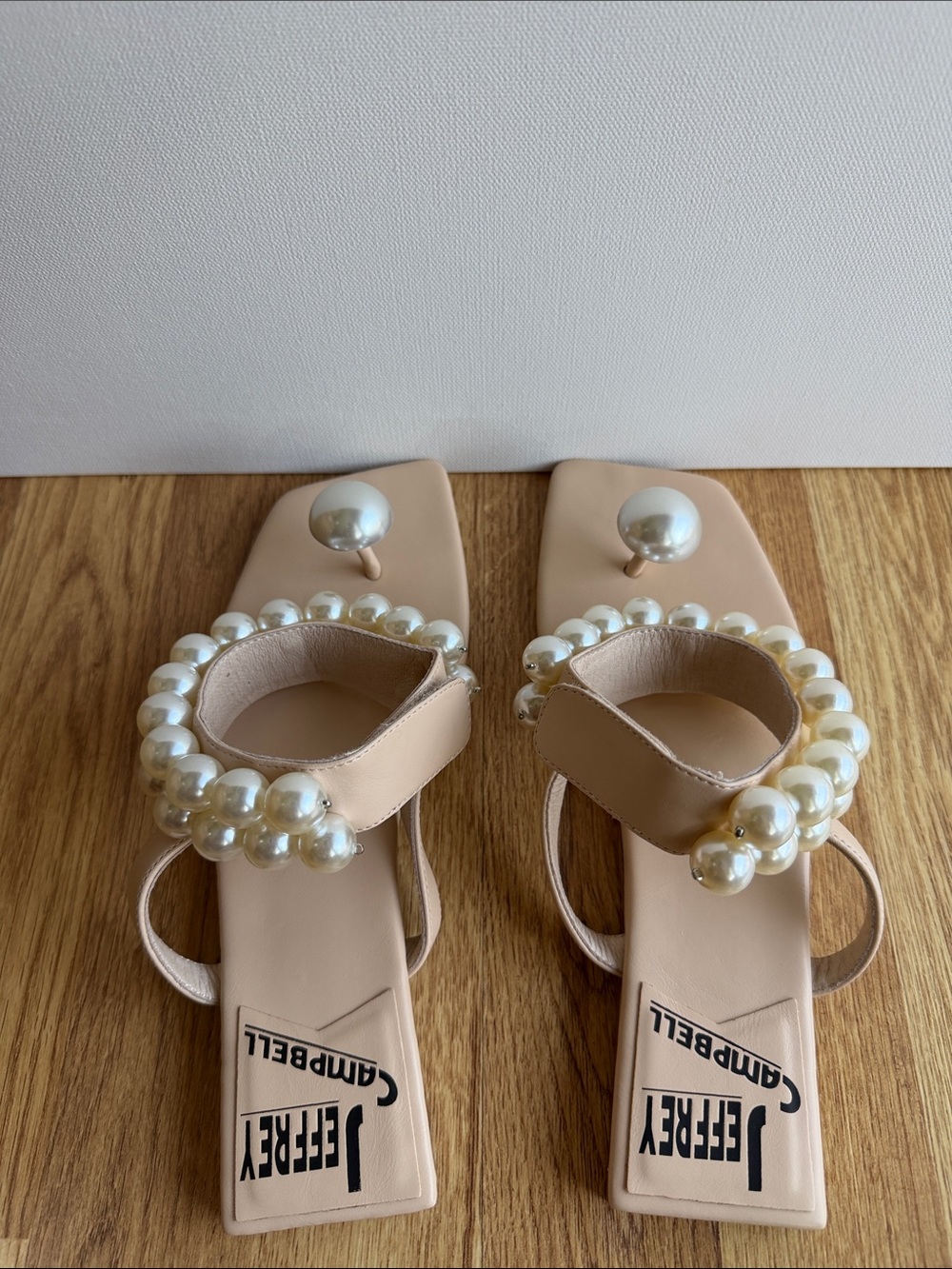 Jeffrey Campbell 'Chateau' Sandal - Picture 3 of 6